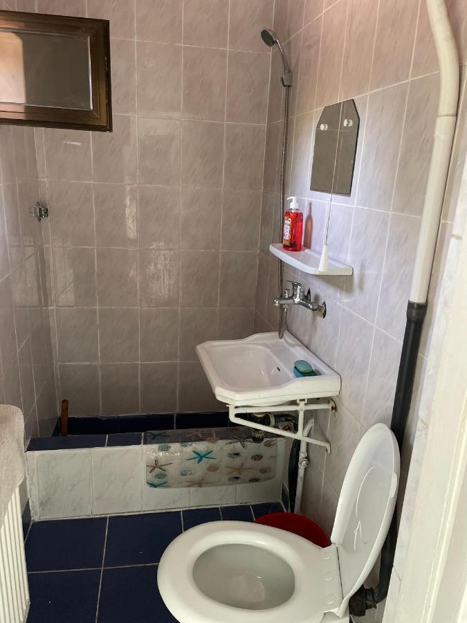 Apartament Garsoniera La Curte Paula Konstanca Zewnętrze zdjęcie